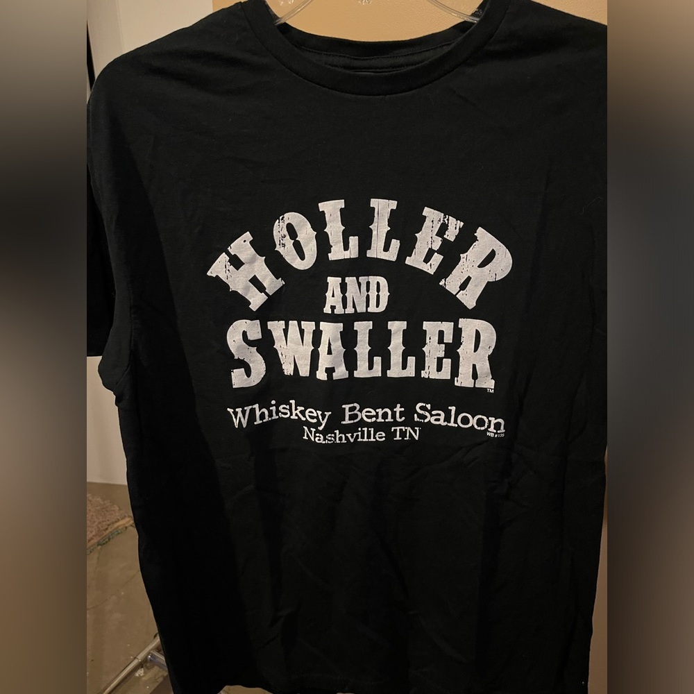 Gildan Black Graphic Tee